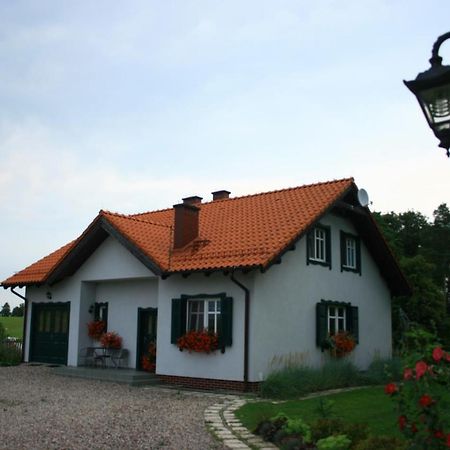 Zielone Okiennice Miłki Exterior foto